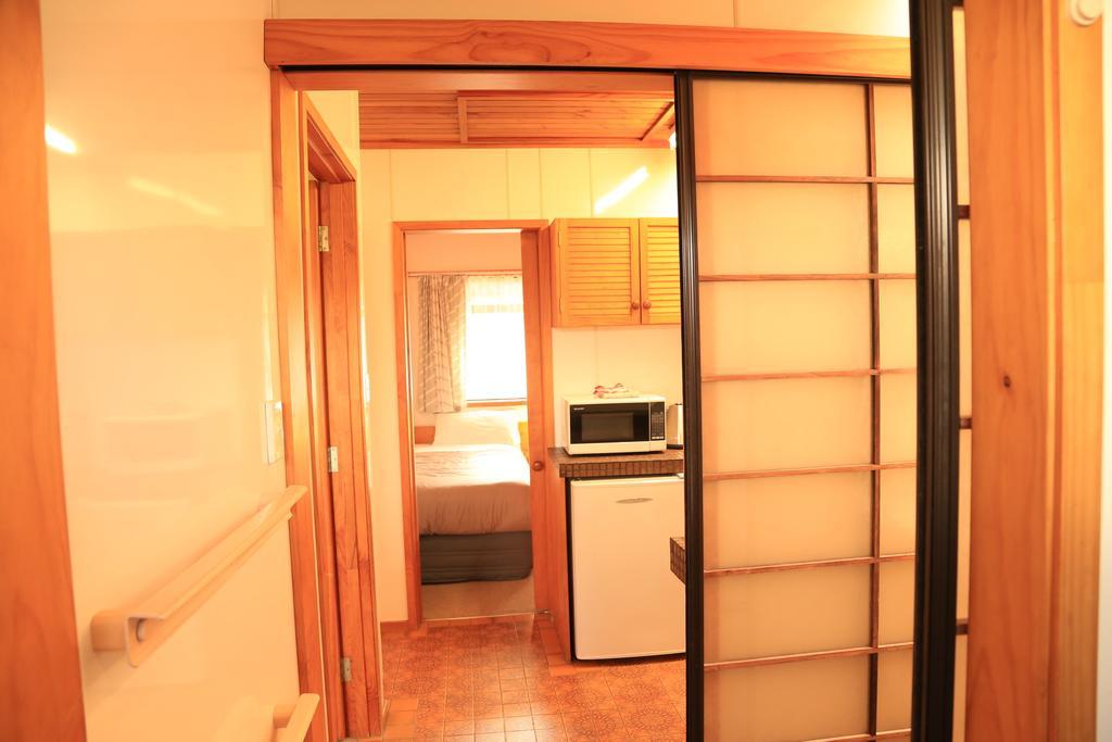 Papakura Motor Lodge & Motel Room photo