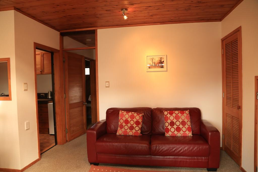 Papakura Motor Lodge & Motel Room photo