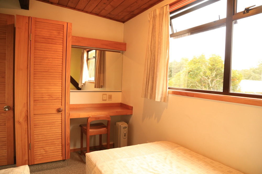Papakura Motor Lodge & Motel Exterior photo
